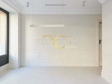 Local comercial en venda a Calle de Nanclares de Oca