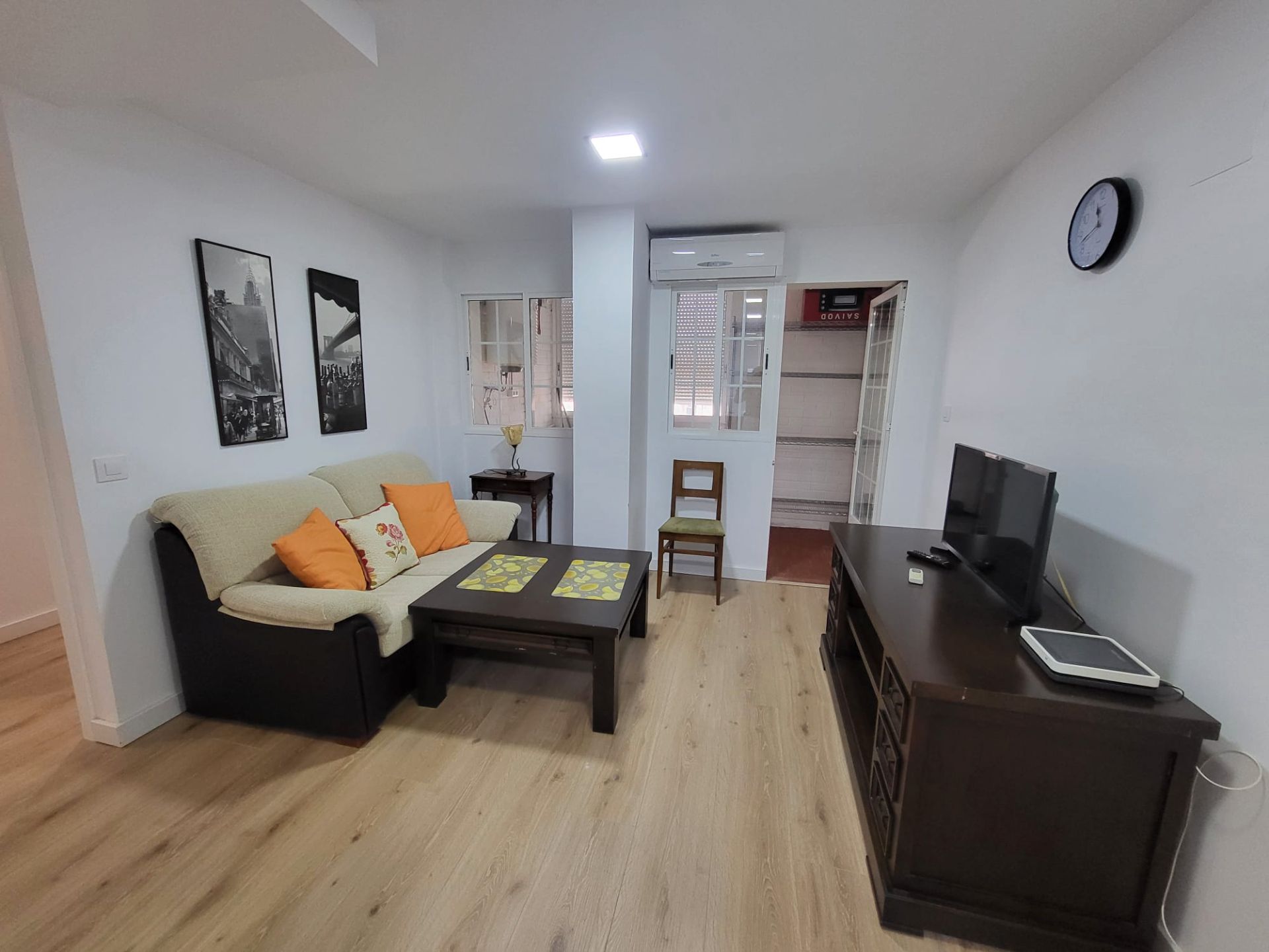 Sala d'estar de Apartament de lloguer en Badajoz Capital amb Aire condicionat, Calefacció i Moblat