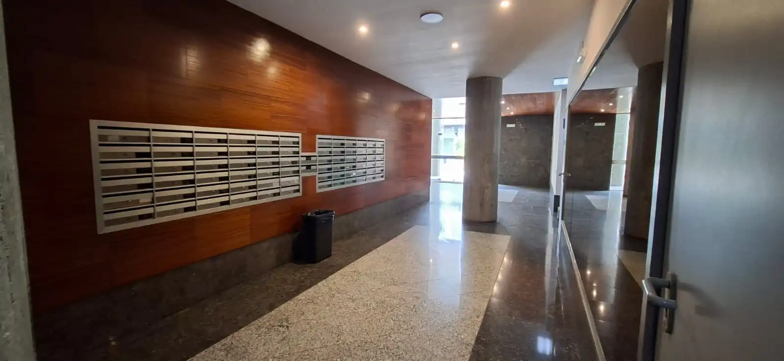 Piso en venta en Barcelona con Aire acondicionado, Calefacción y Jardín privado