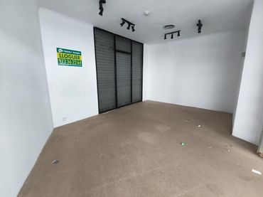Local comercial de lloguer a Centre