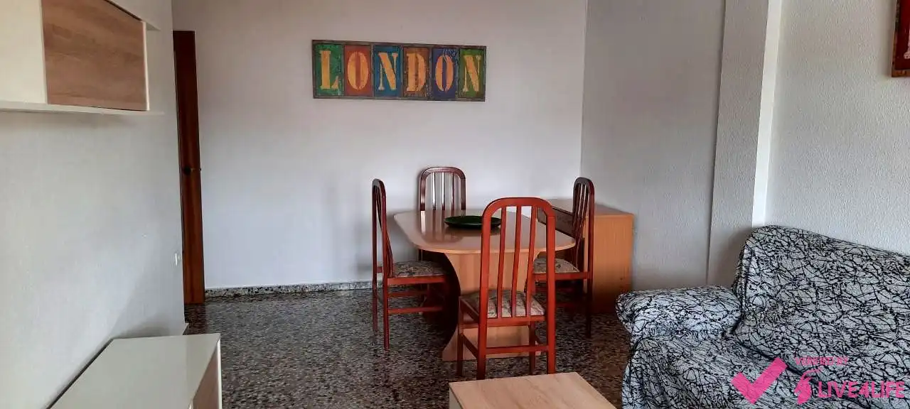 Wohnung zur Miete in calle de la Independencia, Zona Campus Universitario