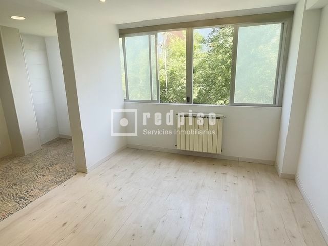 Bedroom of Flat for sale in  Madrid Capital  with Heating and Terrace
