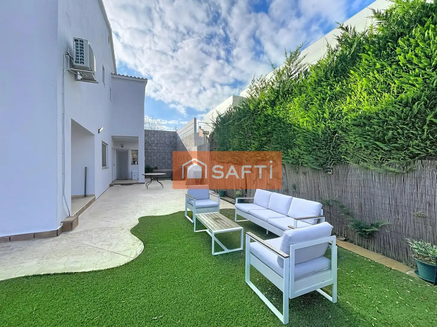 Garden of Houses for sale in Pacs del Penedès  with Air Conditioner, Heating and Terrace