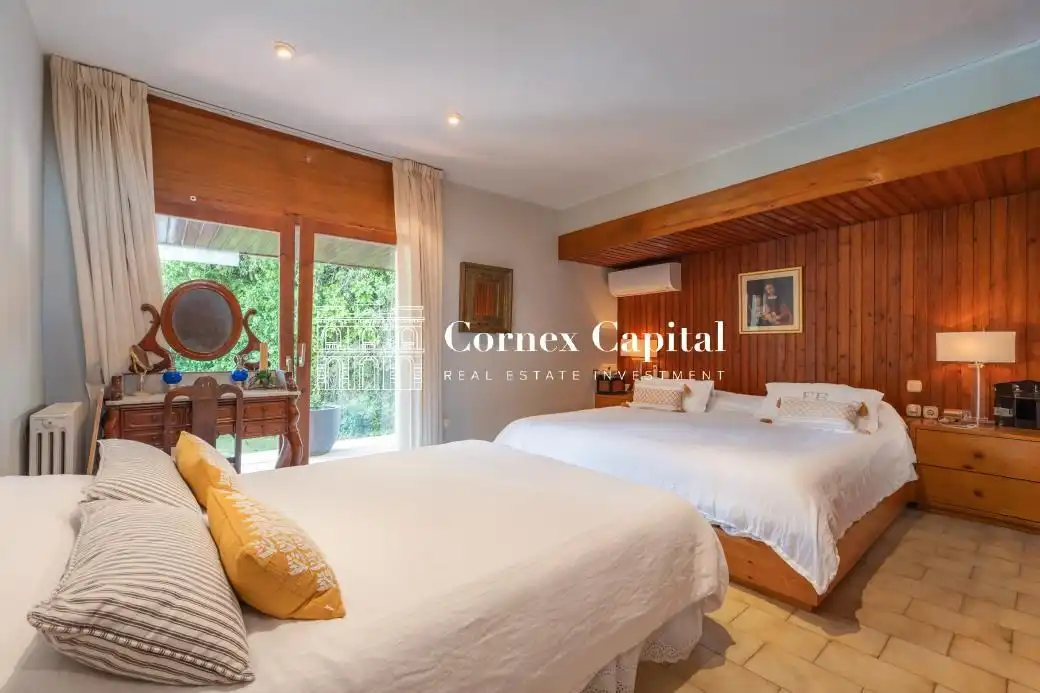 Habitación de Casa o chalet en venta en Begur con Aire acondicionado, Calefacción y Jardín privado