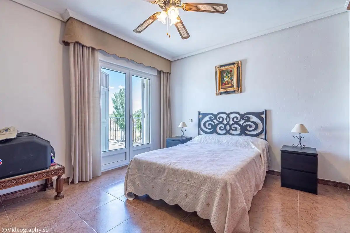 Schlafzimmer von Haus oder Chalet zum Verkauf in Mondéjar mit Heizung, Schwimmbad und Möbliert