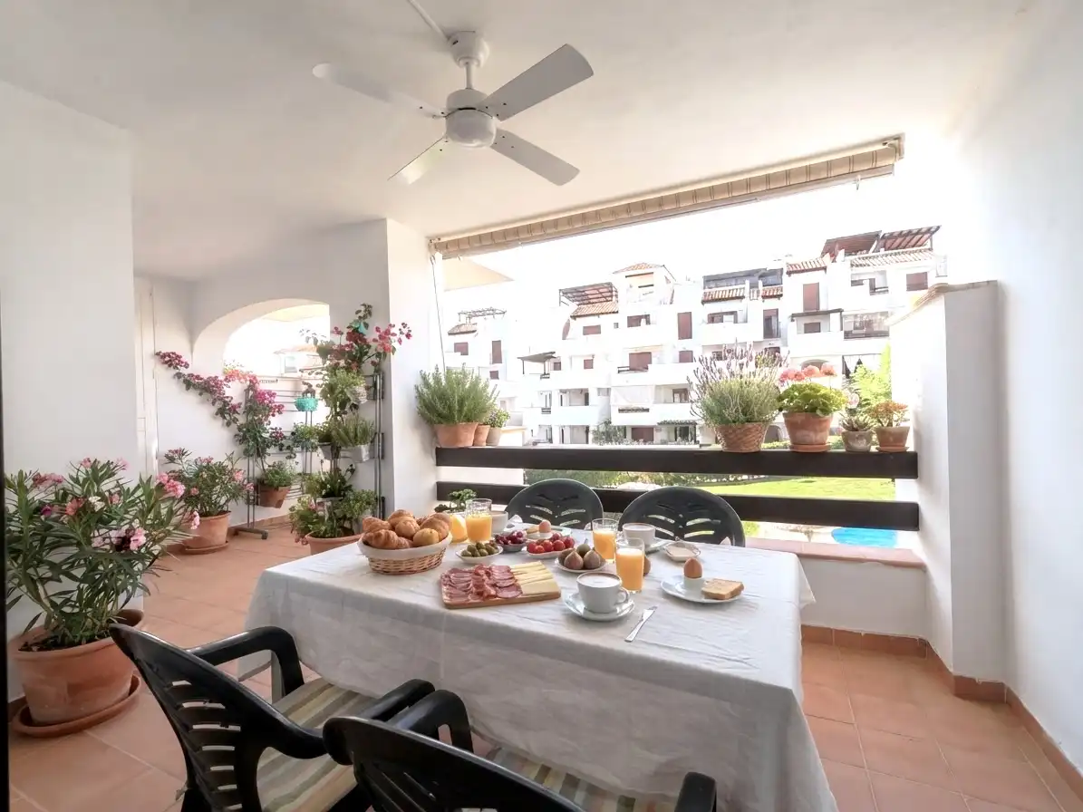 Appartamento con piscina in vendita a Avenida Ciudad de Alicante 20