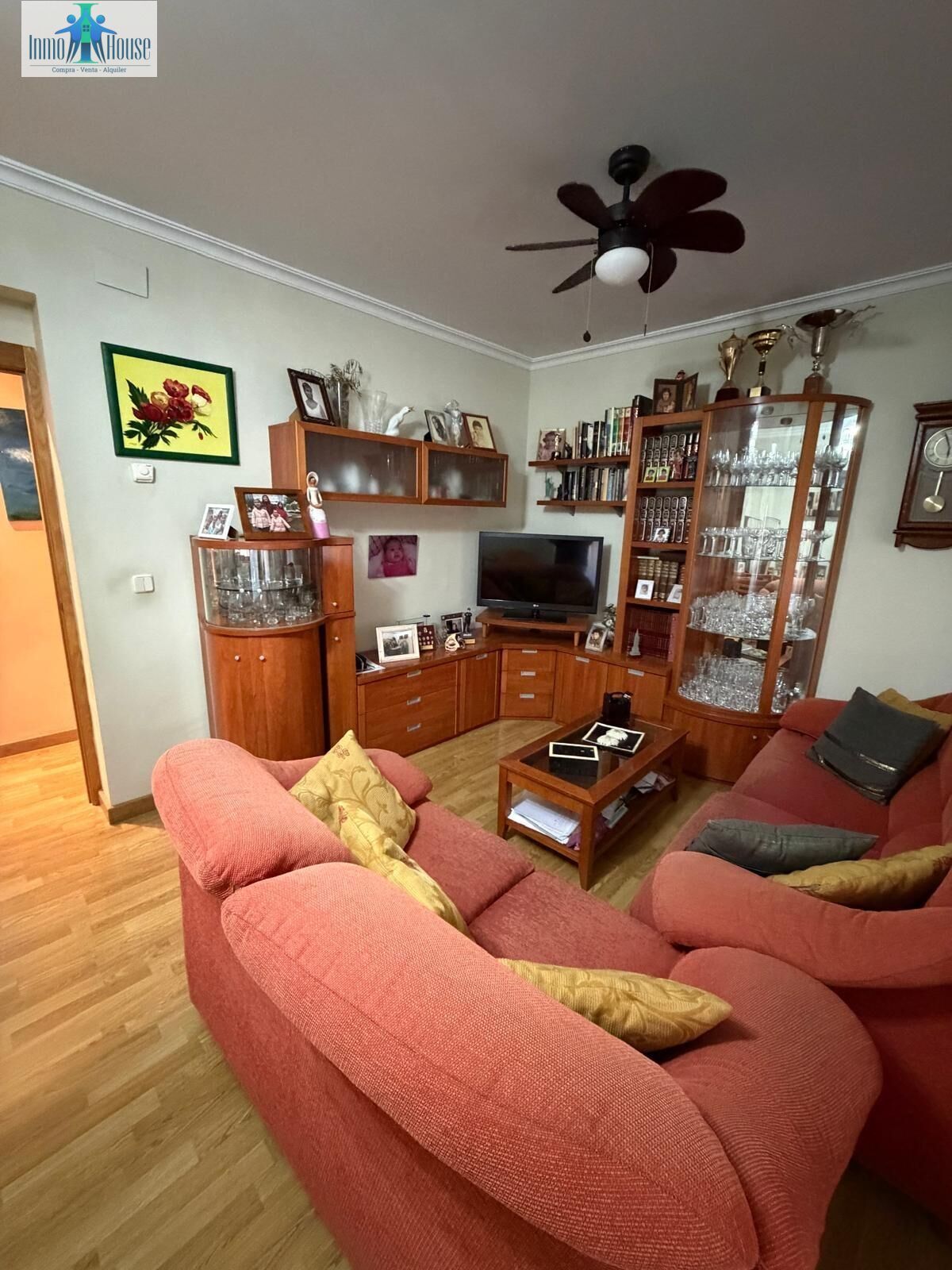 Sala d'estar de Apartament en venda en  Albacete Capital amb Calefacció