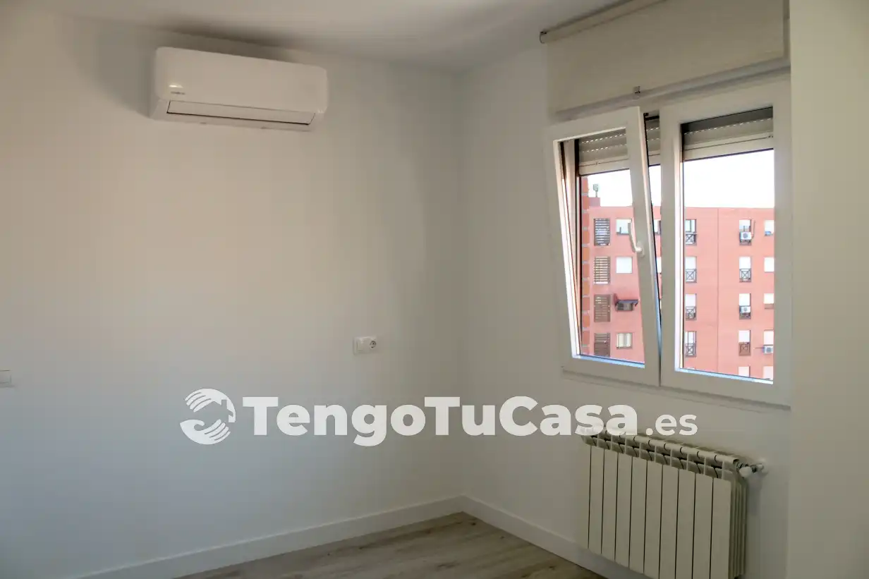 Habitación de Piso en venta en Madrid con Aire acondicionado, Calefacción y Terraza