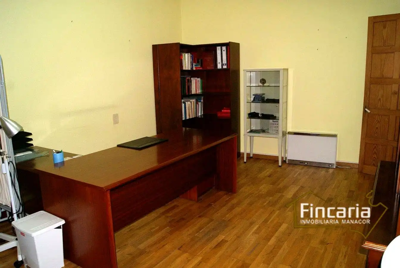 Büro zur Miete in Manacor