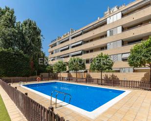 Vista exterior de Dúplex en venda en Sant Joan Despí amb Aire condicionat, Calefacció i Jardí privat