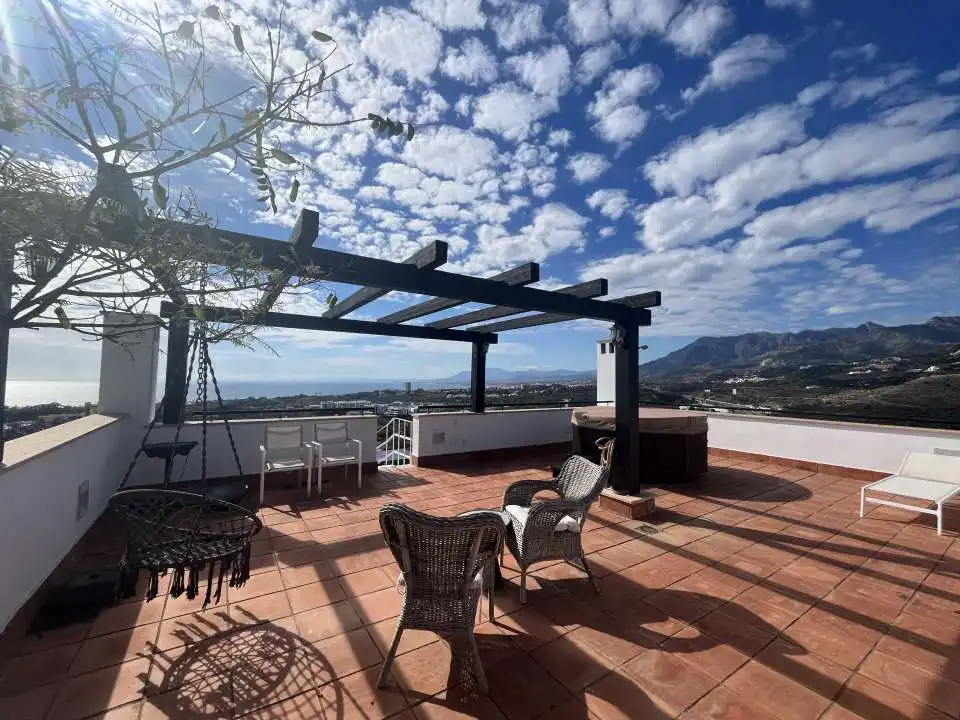 Terraza de Casa adosada de alquiler en Marbella con Aire acondicionado, Calefacción y Jardín privado