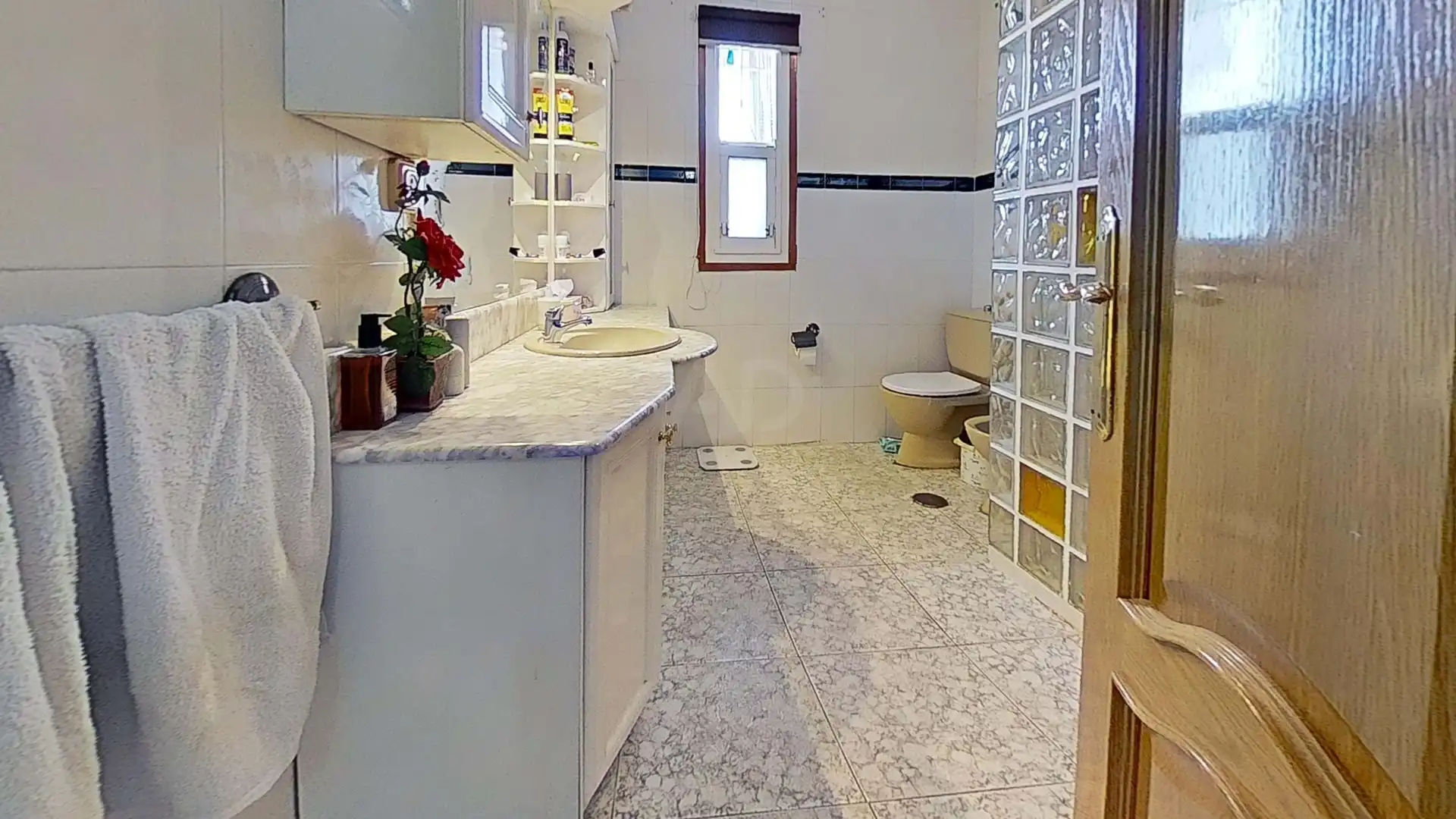 Bany de Casa o xalet en venda en Alicante / Alacant amb Aire condicionat i Calefacció