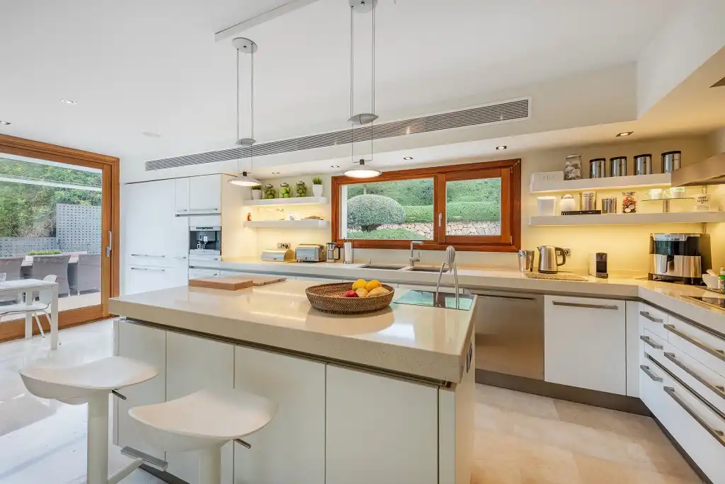 Küche von Haus oder Chalet zur Miete in  Palma de Mallorca mit Klimaanlage, Privatgarten und Terrasse