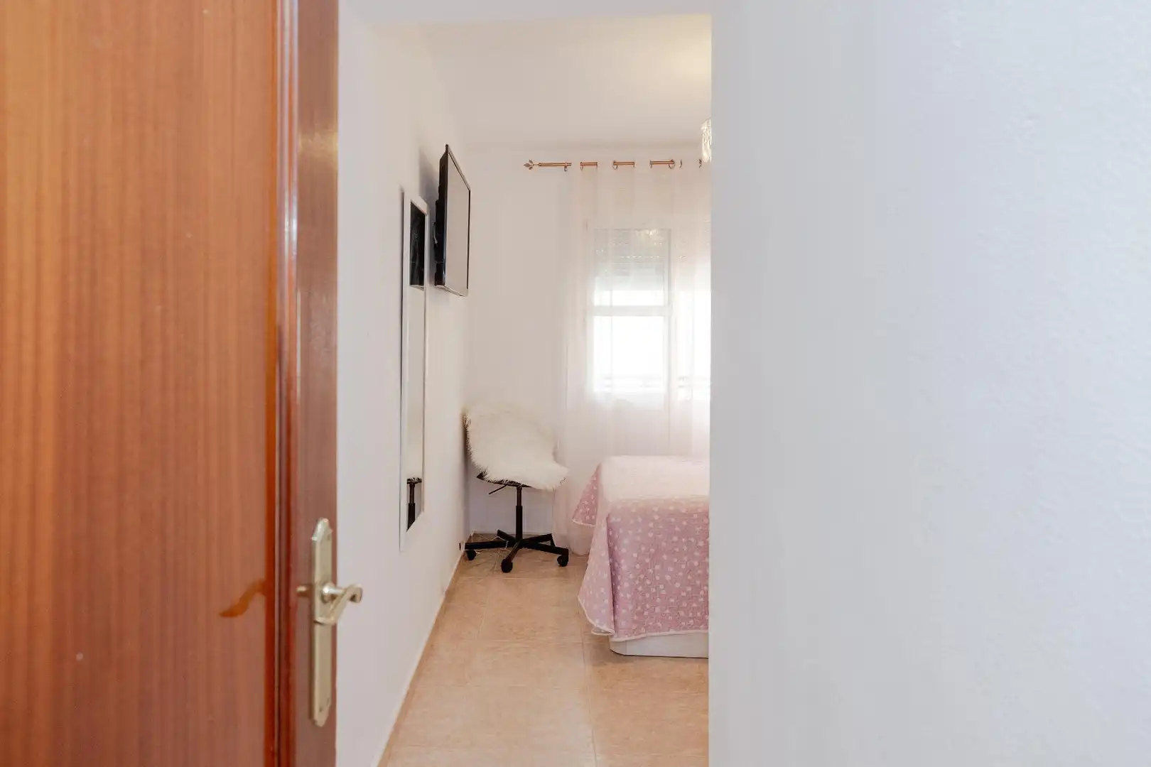 Dormitori de Pis en venda en Málaga amb Aire condicionat, Terrassa i Moblat