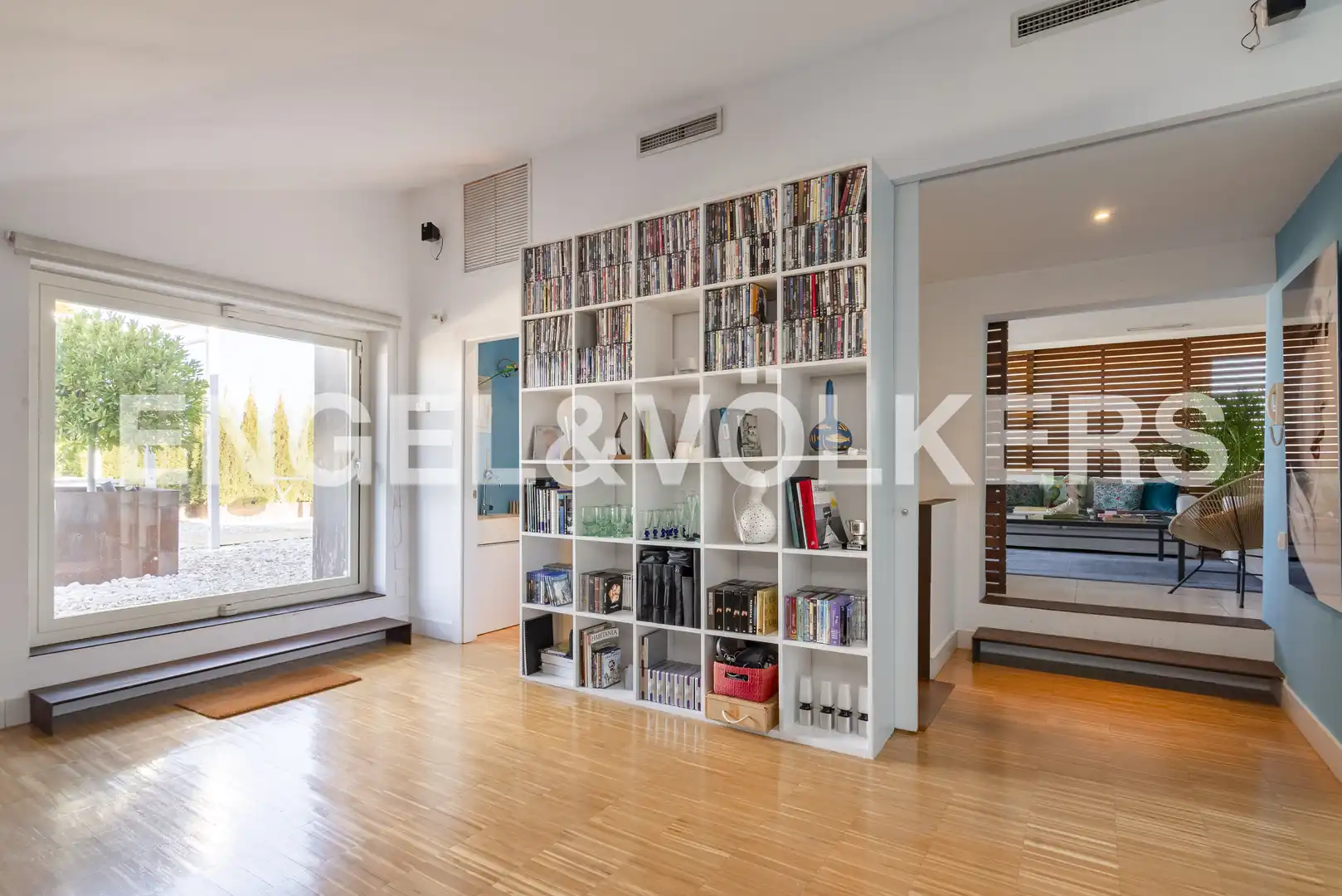 Sala de estar de Dúplex en venta en Madrid con Aire acondicionado, Calefacción y Terraza