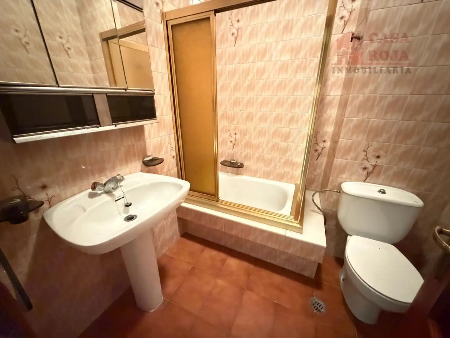 Baño de Casa o chalet en venta en Cangas  con Terraza