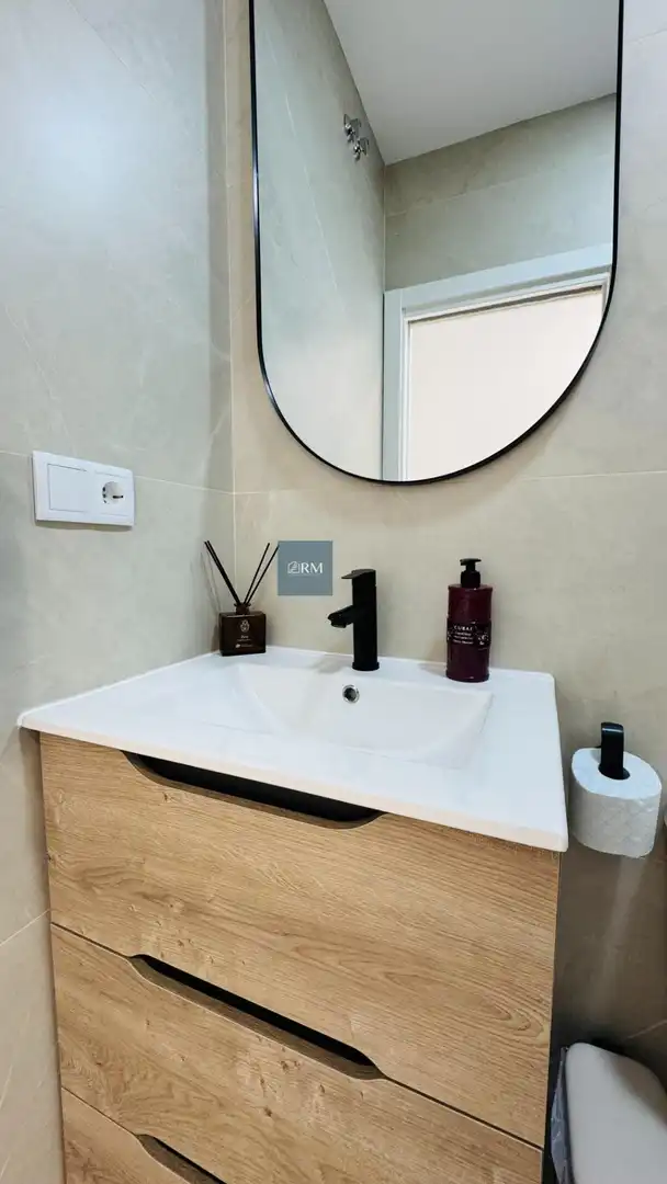 Baño de Apartamento de alquiler en Sanlúcar de Barrameda con Aire acondicionado, Amueblado y Balcón