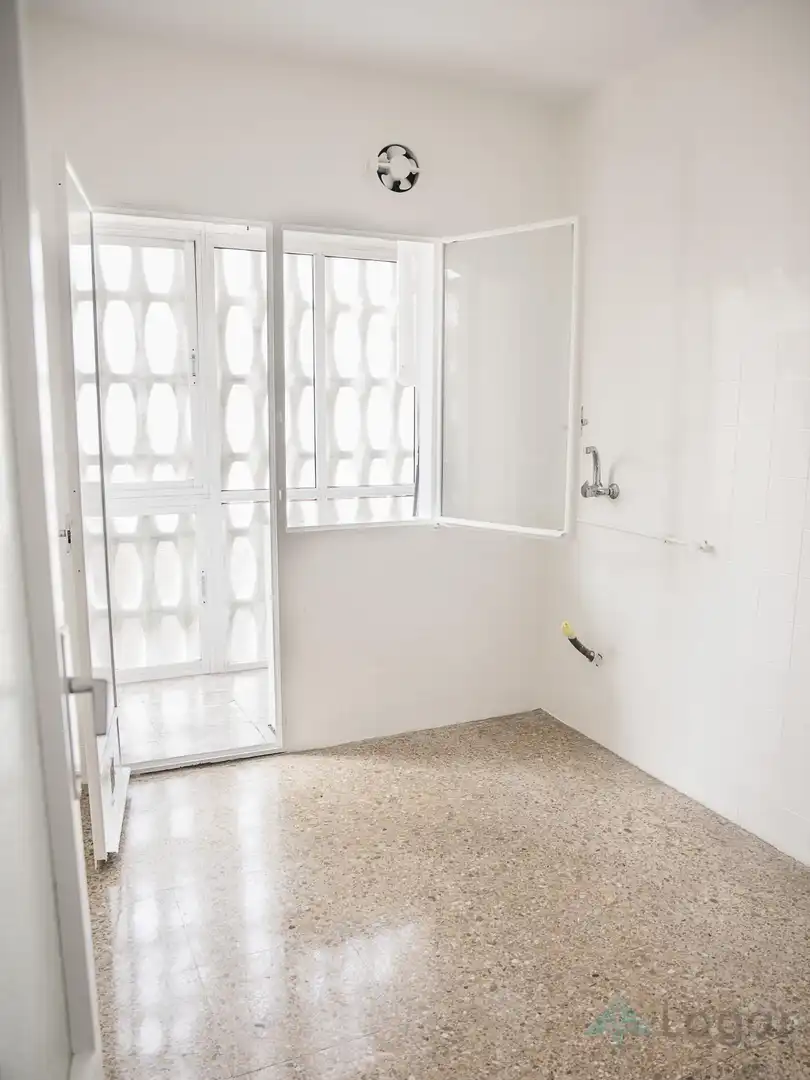 Bany de Pis en venda en Murcia amb Aire condicionat, Calefacció i Balcó