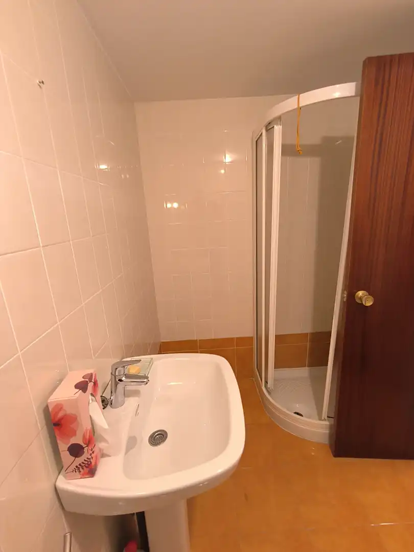 Badezimmer von Wohnung zum Verkauf in Valladolid mit Privatgarten, Abstellraum und Schwimmbad