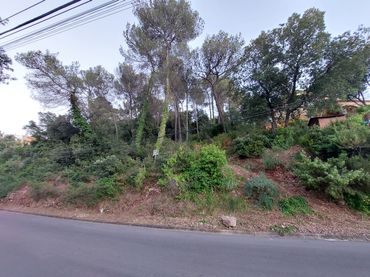 Terreny residencial en venda a Carrer Jeies