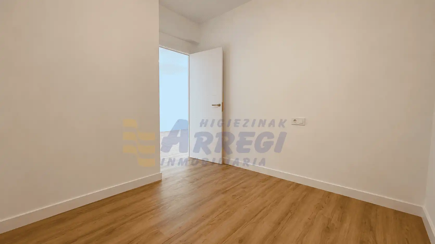 Flat for sale in Eibar  with Storage room
