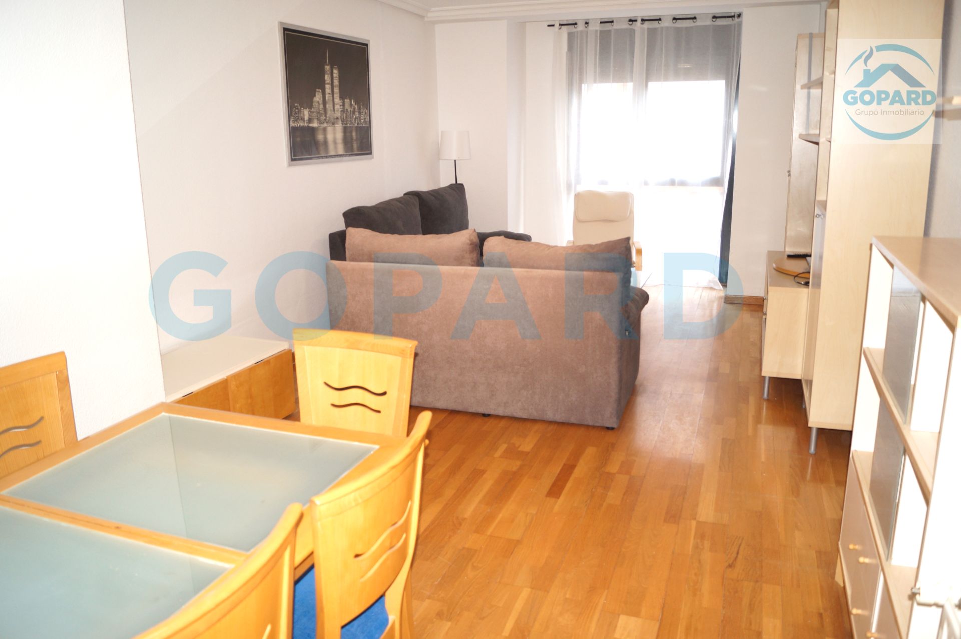 Sala d'estar de Pis de lloguer en Villanueva de la Cañada amb Calefacció, Parquet i Terrassa