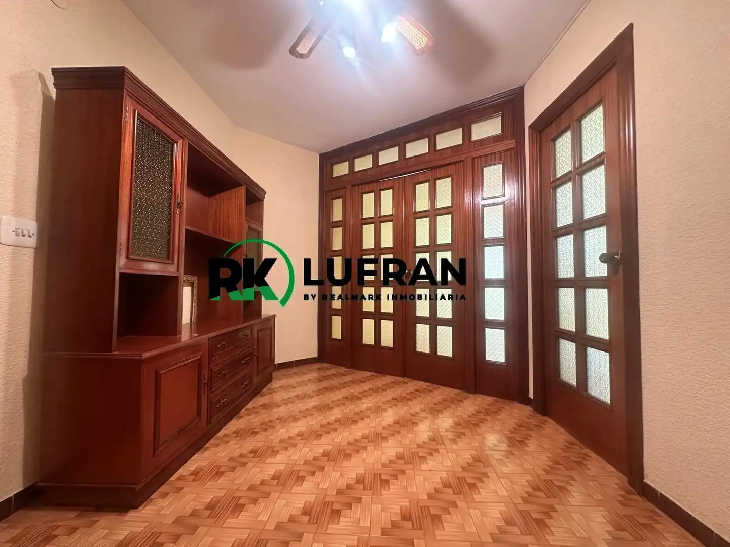Wohnung zum Verkauf in Alicante / Alacant mit Balkon