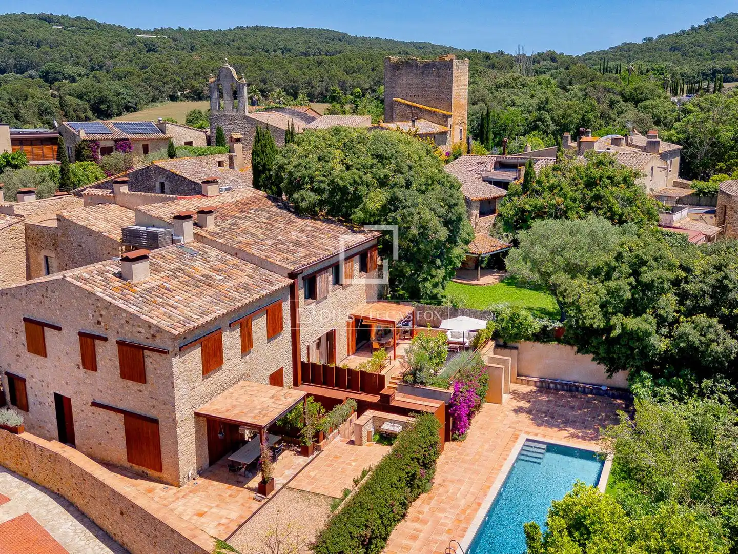 Vista exterior de Casa o xalet en venda en Madrid amb Aire condicionat, Calefacció i Terrassa