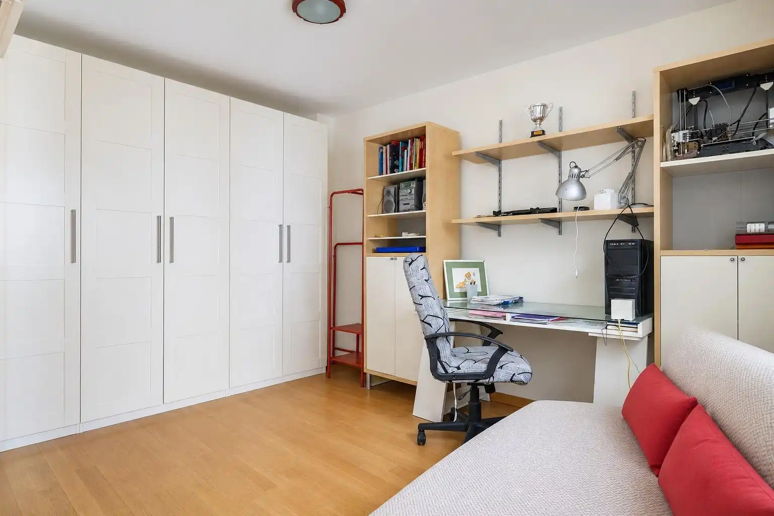 Bedroom of Houses for sale in Sevilla  with Air Conditioner, Terrace and Alarm