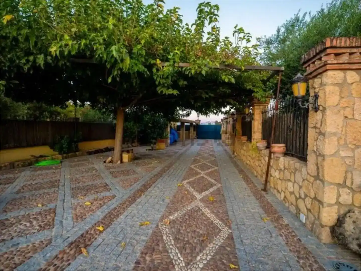 Vista exterior de Piso en venta en Córdoba con Aire acondicionado, Jardín privado y Trastero