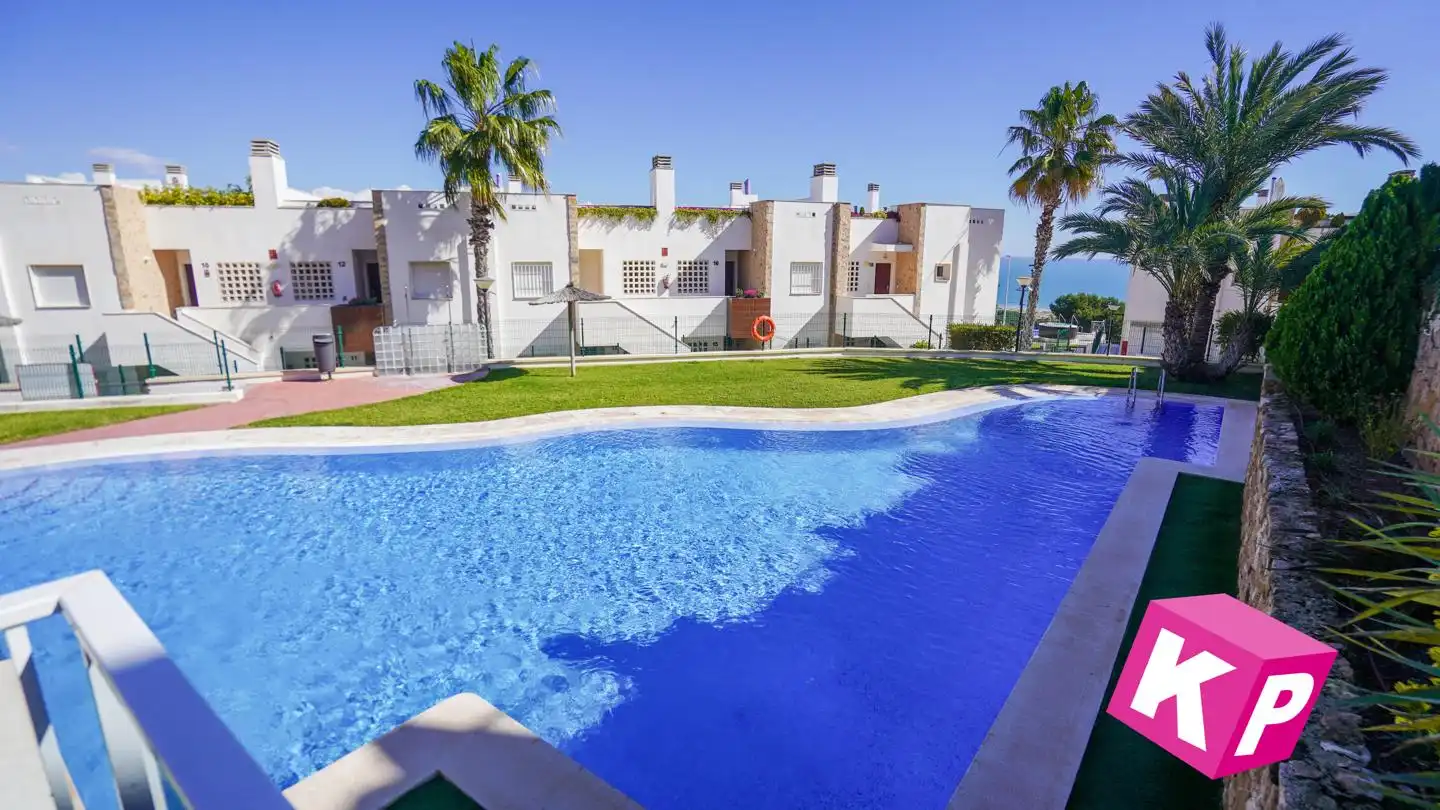 Bungalow con piscina en venta en Calle Orden Dórico, imagen 49