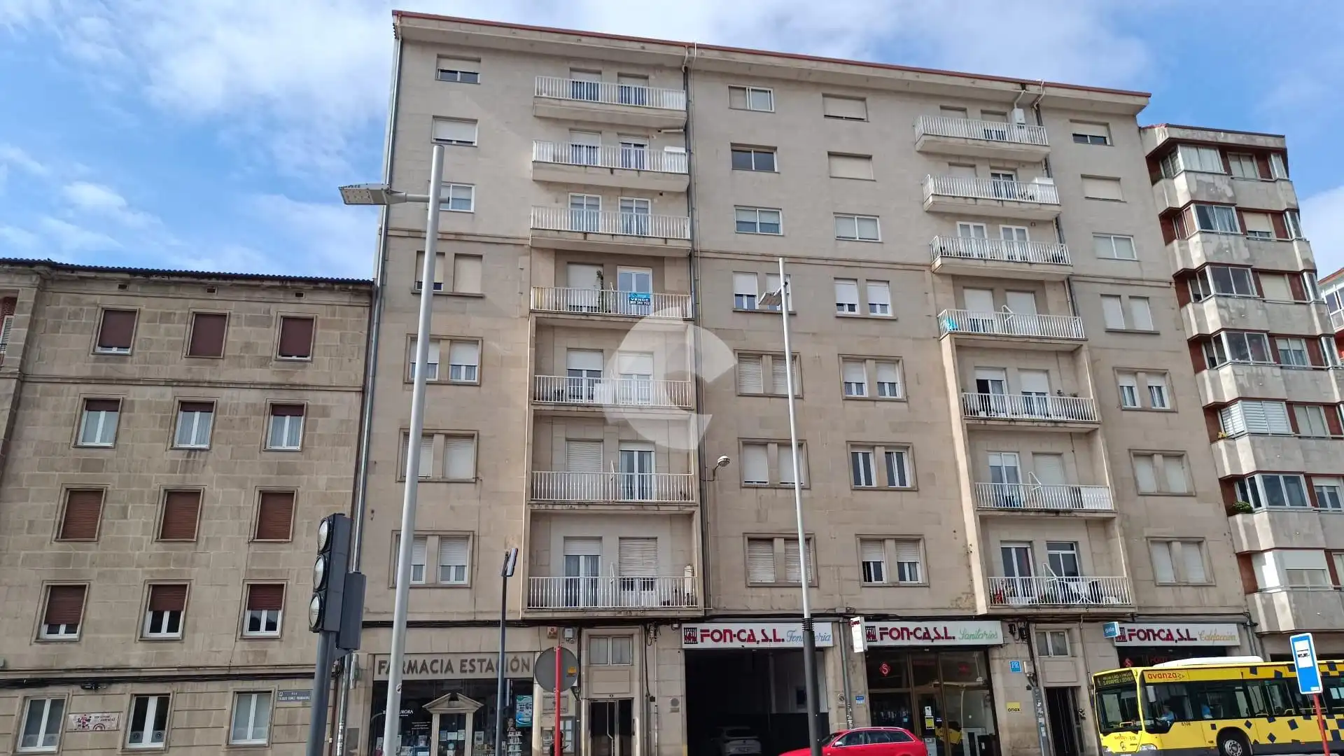 Vista exterior de Piso en venta en Ourense Capital  con Calefacción
