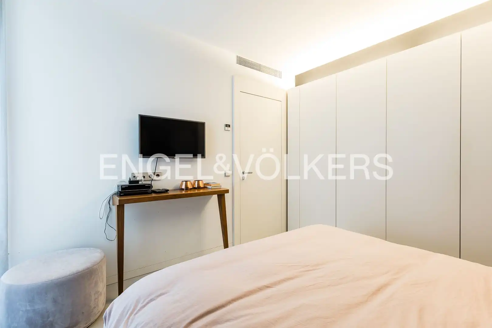 Bedroom of Houses for rent in Castelldefels  with Air Conditioner, Heating and Private garden