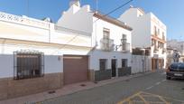 Vista exterior de Casa adosada en venda en Estepona amb Terrassa i Balcó