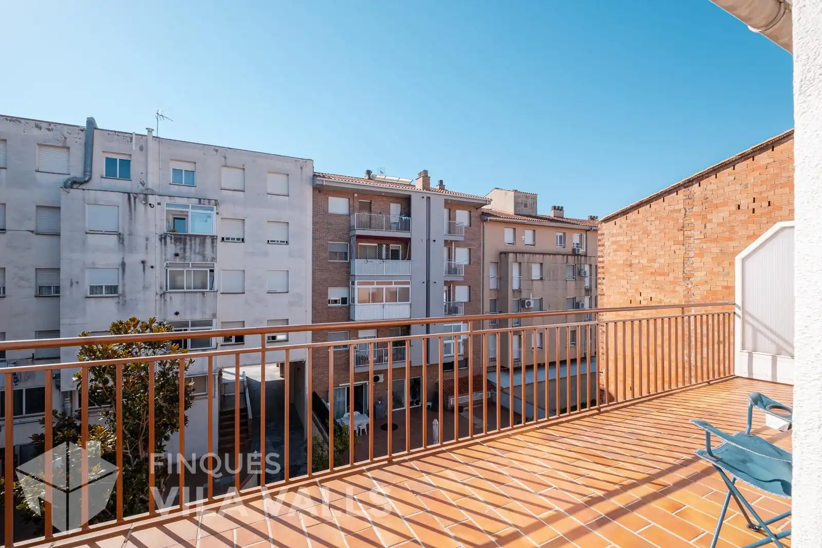 Terrassa de Casa adosada en venda en Caldes de Montbui amb Aire condicionat, Calefacció i Jardí privat