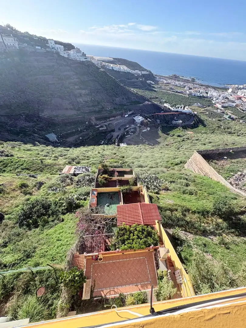 Detached homes for sale in Arucas  with Private garden, Storage room and Furnished