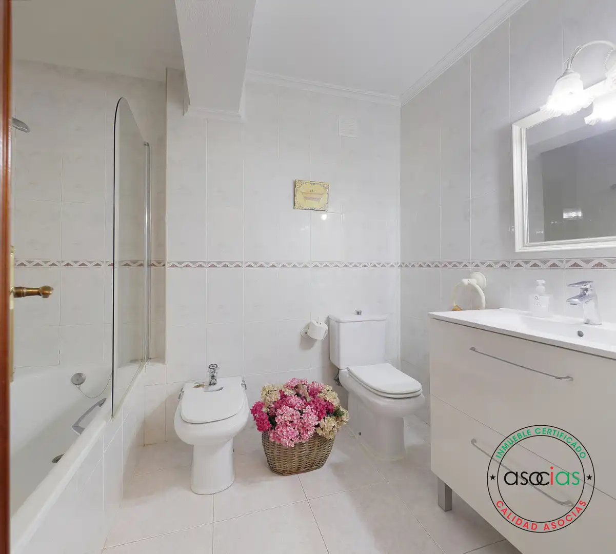 Bathroom of Flat for sale in Gijón   with Heating