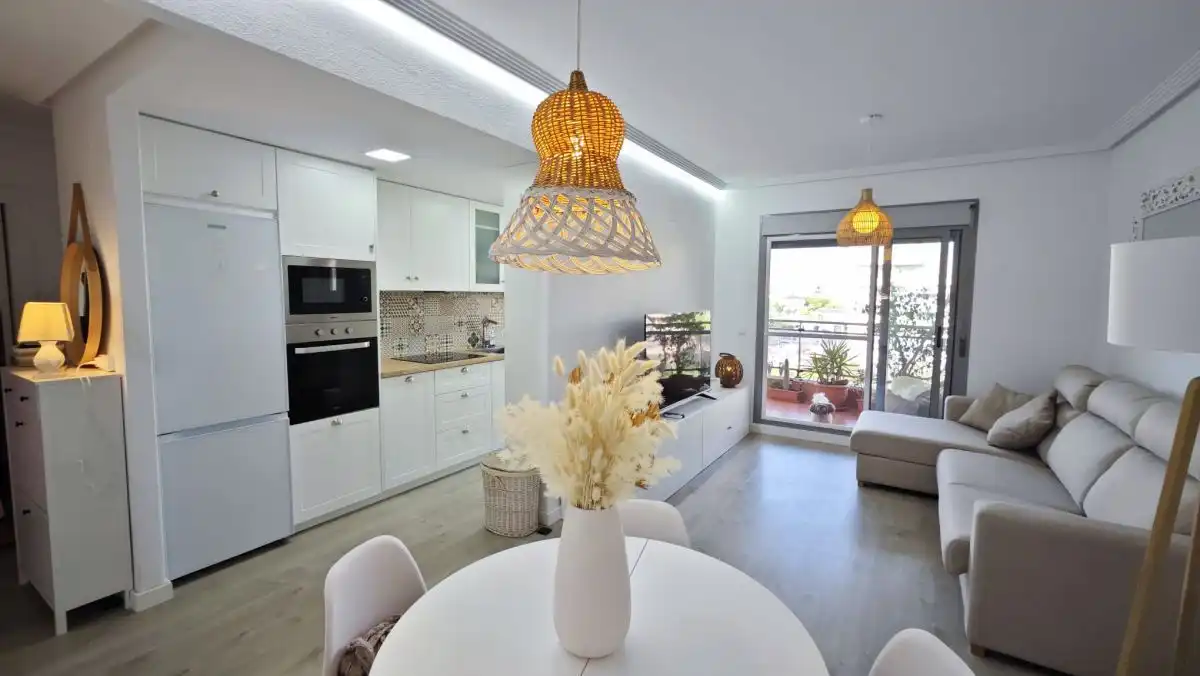 Kitchen of Apartments for rent in Elche / Elx  with Air Conditioner, Heating and Terrace