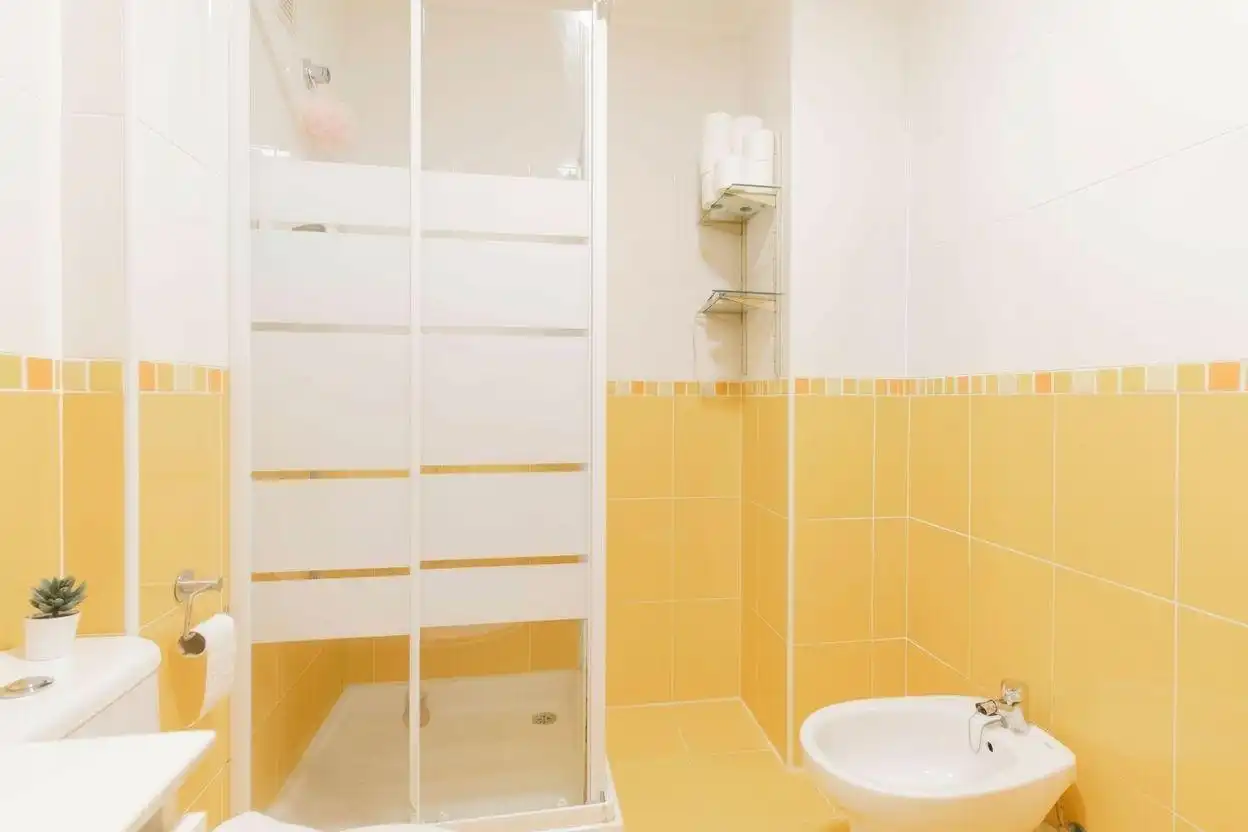 Bathroom of Flat for sale in Sagunto / Sagunt  with Heating and Storage room