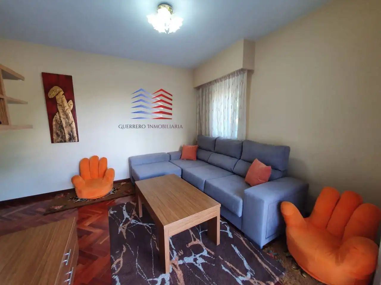 Living room of Flat for rent in Ourense Capital   with Heating, Parquet flooring and Storage room