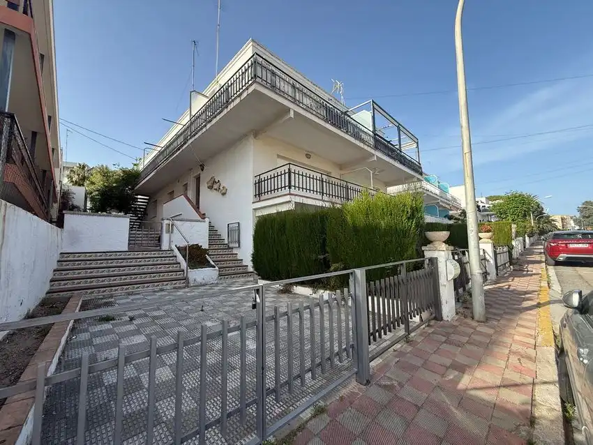 Vista exterior de Apartament en venda en Cambrils amb Traster