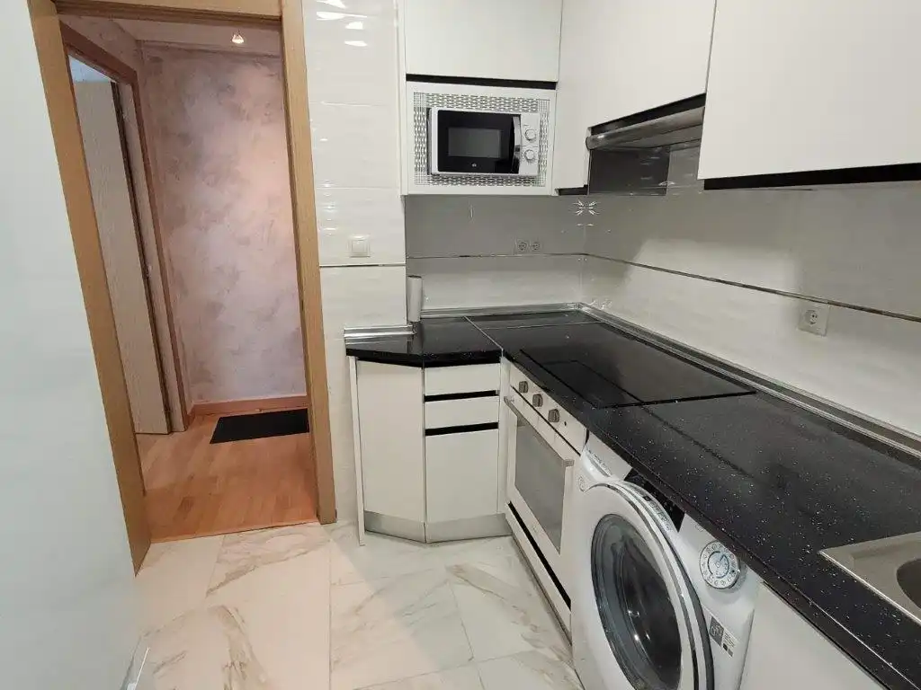 Kitchen of Flat for rent in Medina del Campo  with Heating, Furnished and Oven
