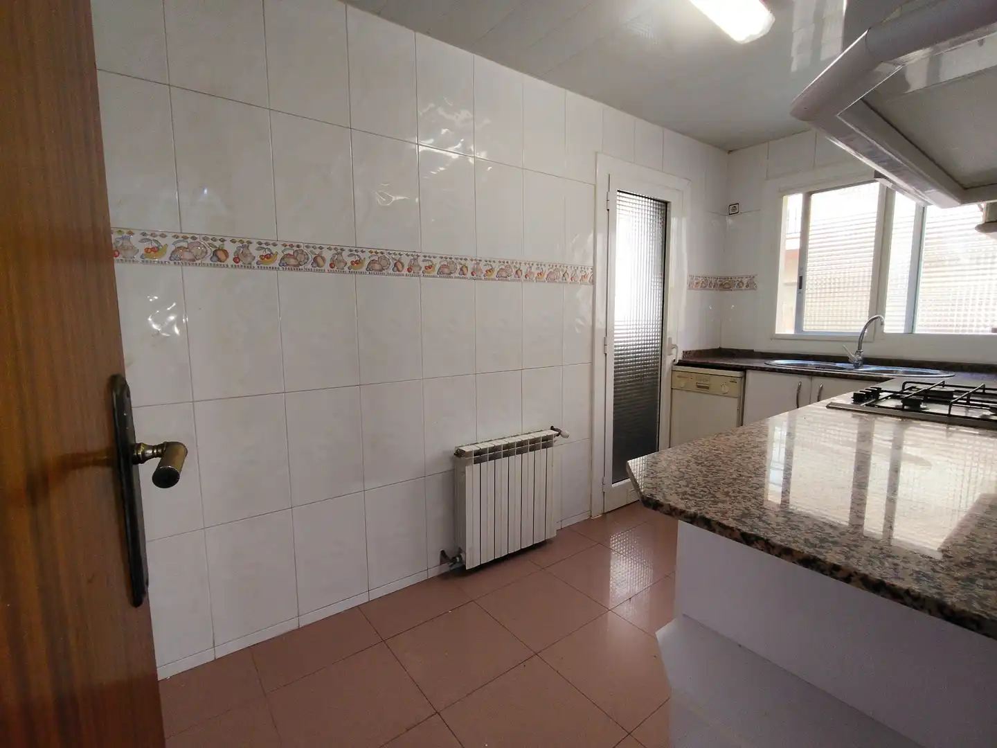 Cocina de Piso en venta en Palau-solità i Plegamans con Calefacción y Balcón