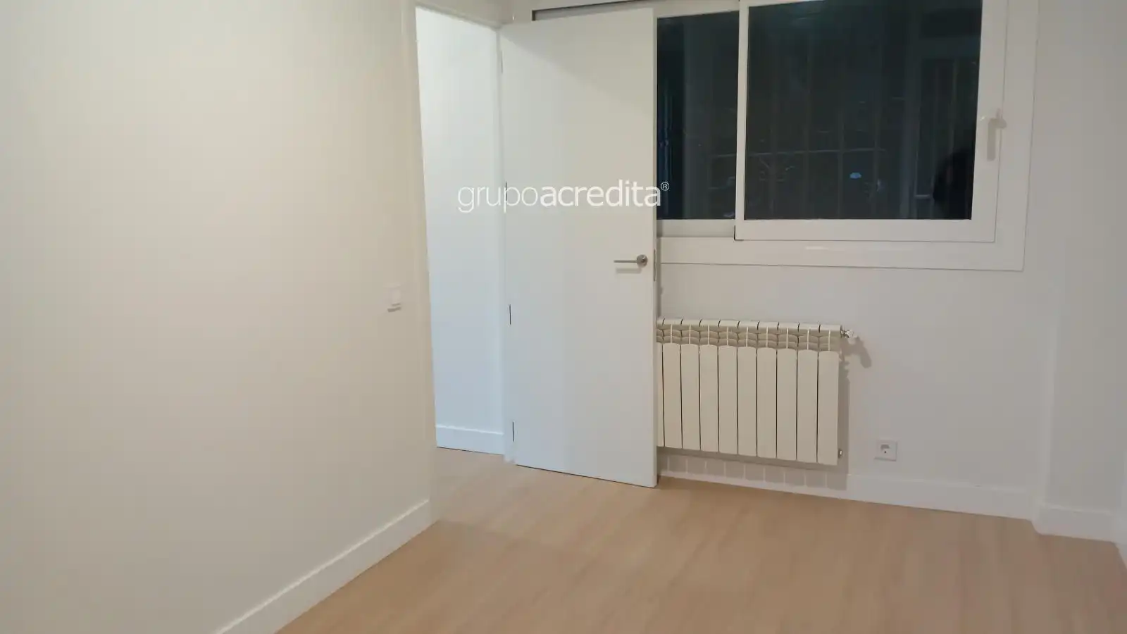 Flat for sale in Santiago de Compostela   with Heating, Storage room and Oven