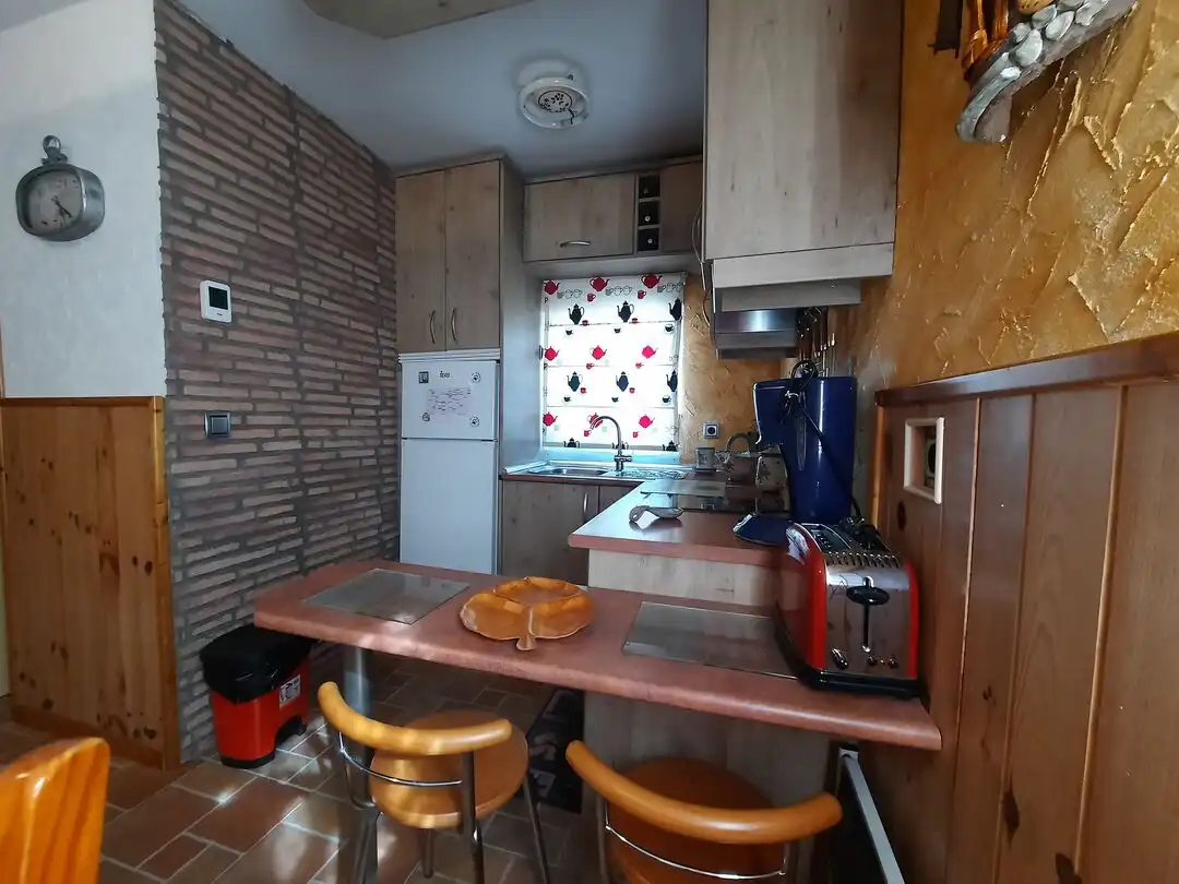 Cuina de Casa o xalet en venda en Escalona amb Aire condicionat, Calefacció i Jardí privat