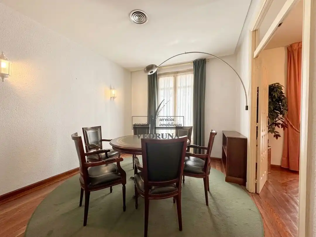 Office space with lift for sale in Paseo de Sagasta, imagen 4