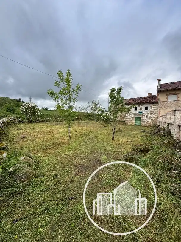 Casa en venta en Valle de Valdebezana