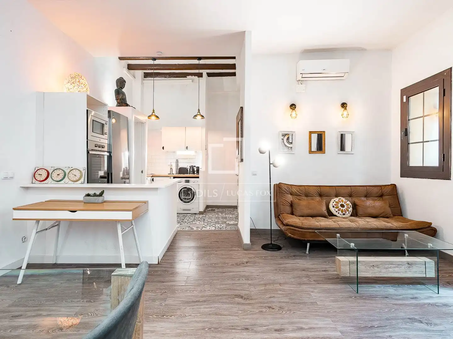 Vista exterior de Piso en venta en Barcelona con Aire acondicionado, Parquet y Amueblado