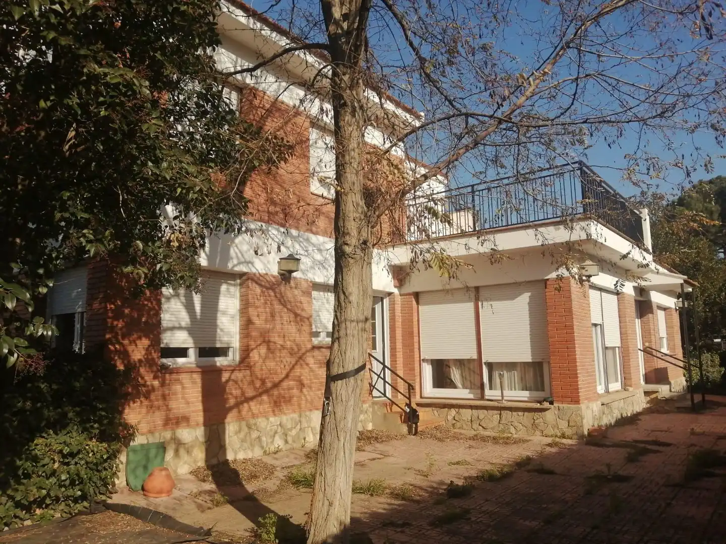 Vista exterior de Casa o xalet en venda en Tàrrega amb Jardí privat, Terrassa i Traster