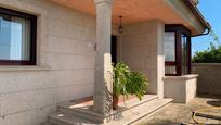Casa o xalet de lloguer en Cambados amb Jardí privat, Terrassa i Moblat